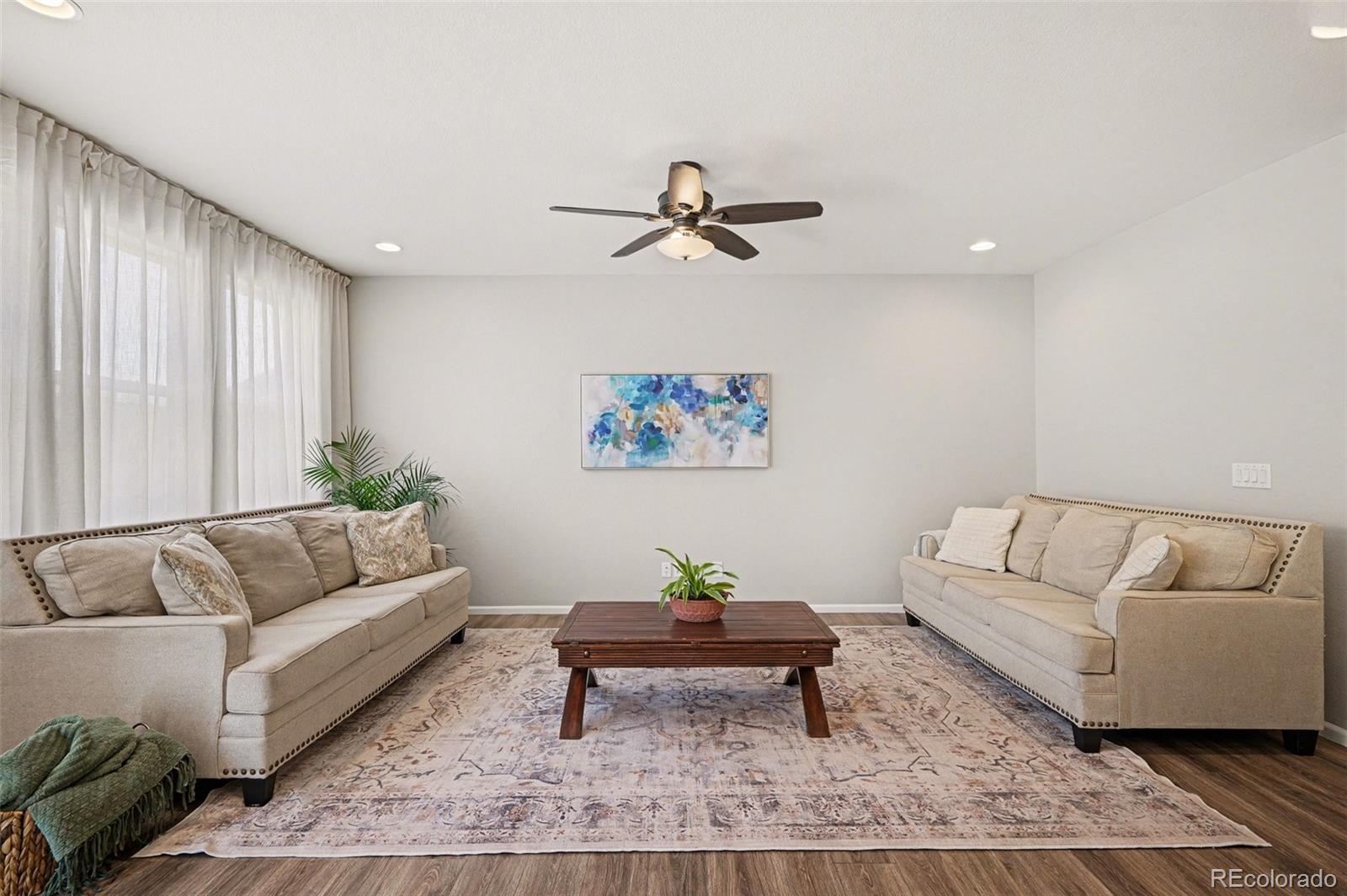 4726 North Hannibal Street Denver, CO 80239 - Photo 8 of 39