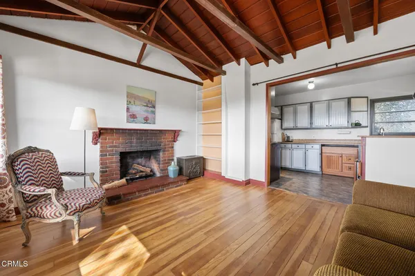 $849,000 | 11060 Plainview Avenue, Tujunga, CA 91042