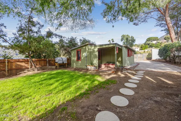 $849,000 | 11060 Plainview Avenue, Tujunga, CA 91042