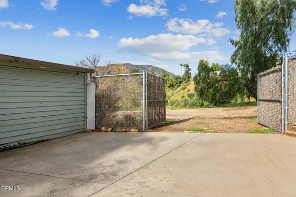 $849,000 | 11060 Plainview Avenue, Tujunga, CA 91042