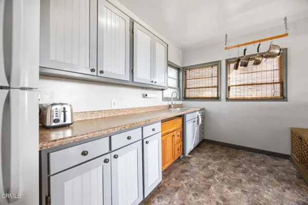 $849,000 | 11060 Plainview Avenue, Tujunga, CA 91042