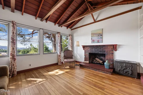 $849,000 | 11060 Plainview Avenue, Tujunga, CA 91042