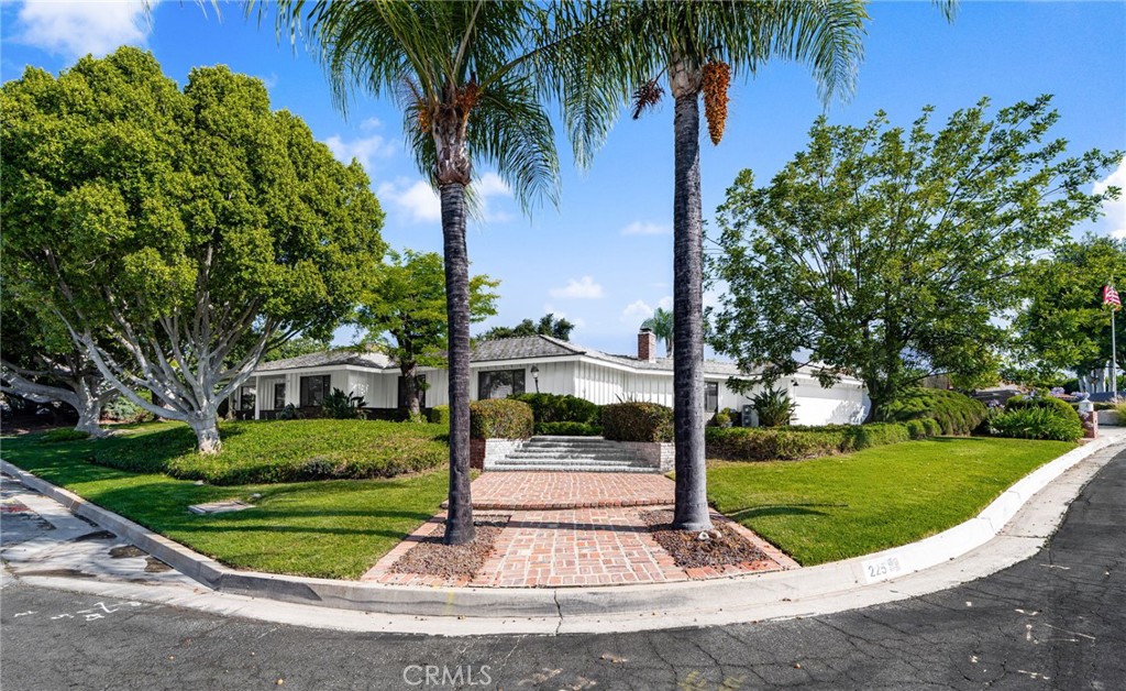 225 Summit Road La Verne, CA 91750 - Photo 2 of 32