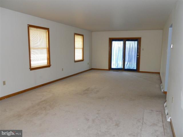 482 Buchland Road Narvon, PA 17555 - Photo 3 of 10