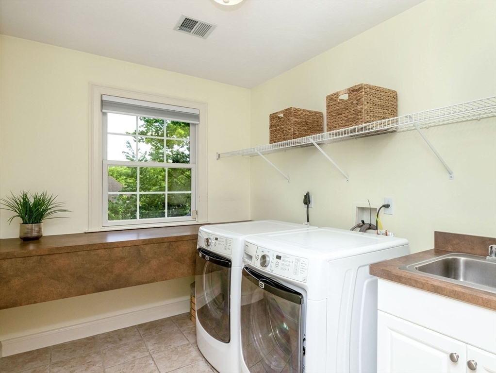 42 Coach Road North Attleboro, MA 02760 - Photo 21 of 42