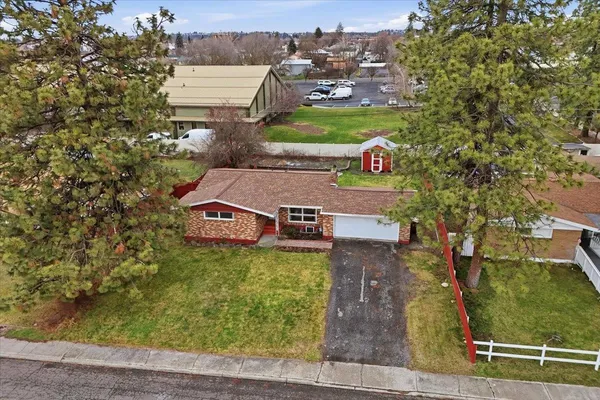 $455,000 | 1808 West Kiernan Avenue, Spokane, WA 99205