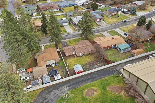$455,000 | 1808 West Kiernan Avenue, Spokane, WA 99205