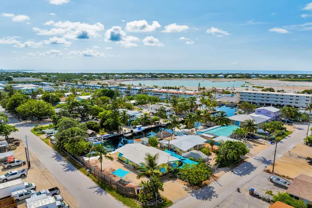 $1,099,000 | 4901-4903 49th Street, Marathon, FL 33050