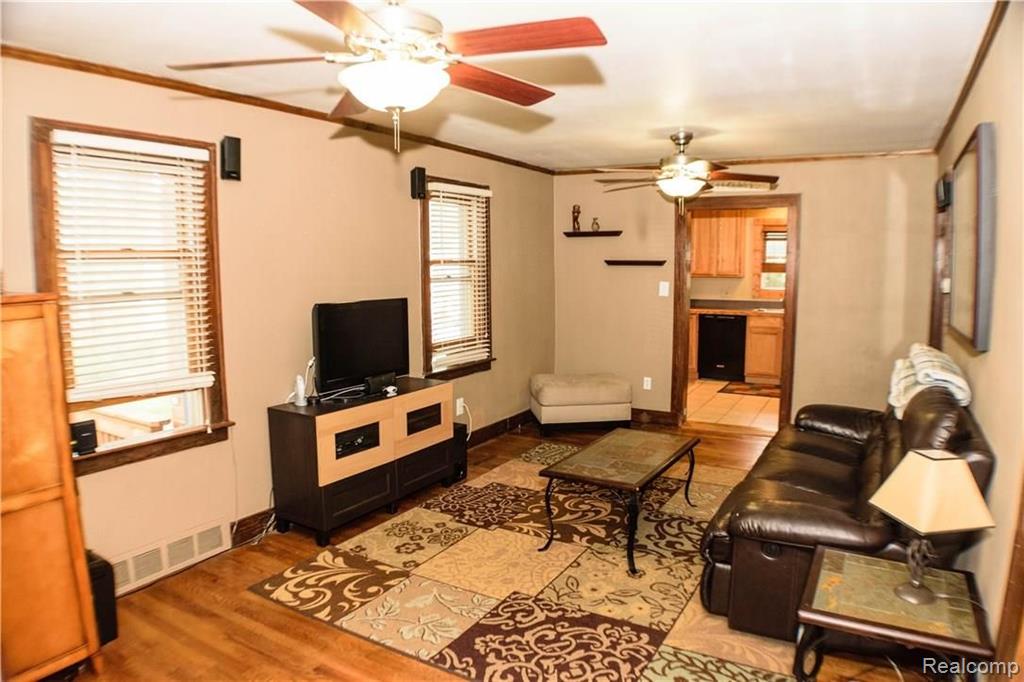 3066 Avalon Road Rochester Hills, MI 48309 - Photo 4 of 19