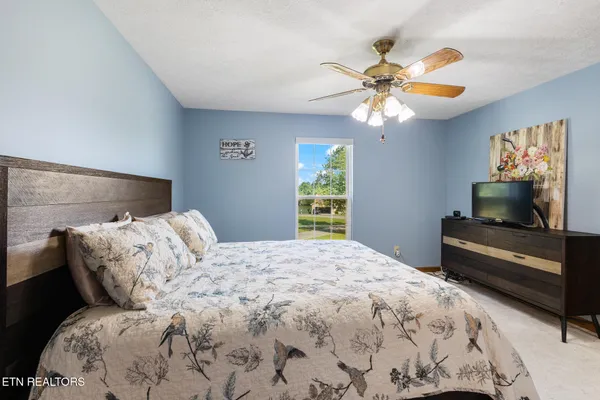 $449,900 | 171 Cherokee Circle, Ten Mile, TN 37880