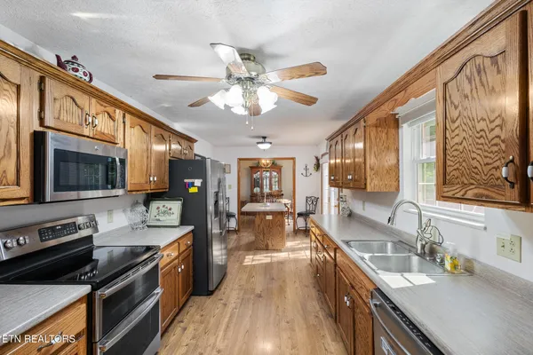 $449,900 | 171 Cherokee Circle, Ten Mile, TN 37880