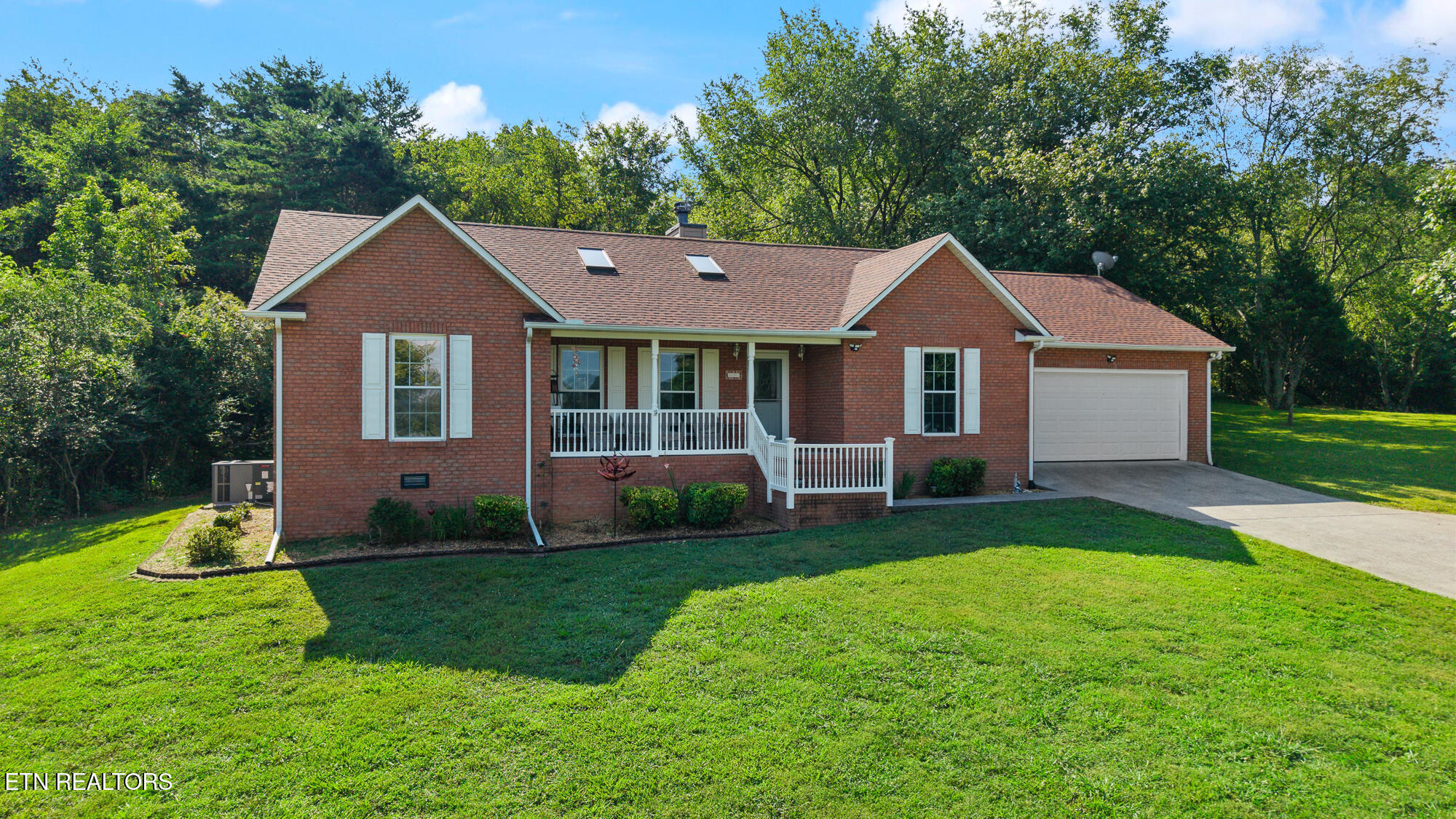 171 Cherokee Circle Ten Mile, TN 37880 - Photo 27 of 45 171 Cherokee Cir-25