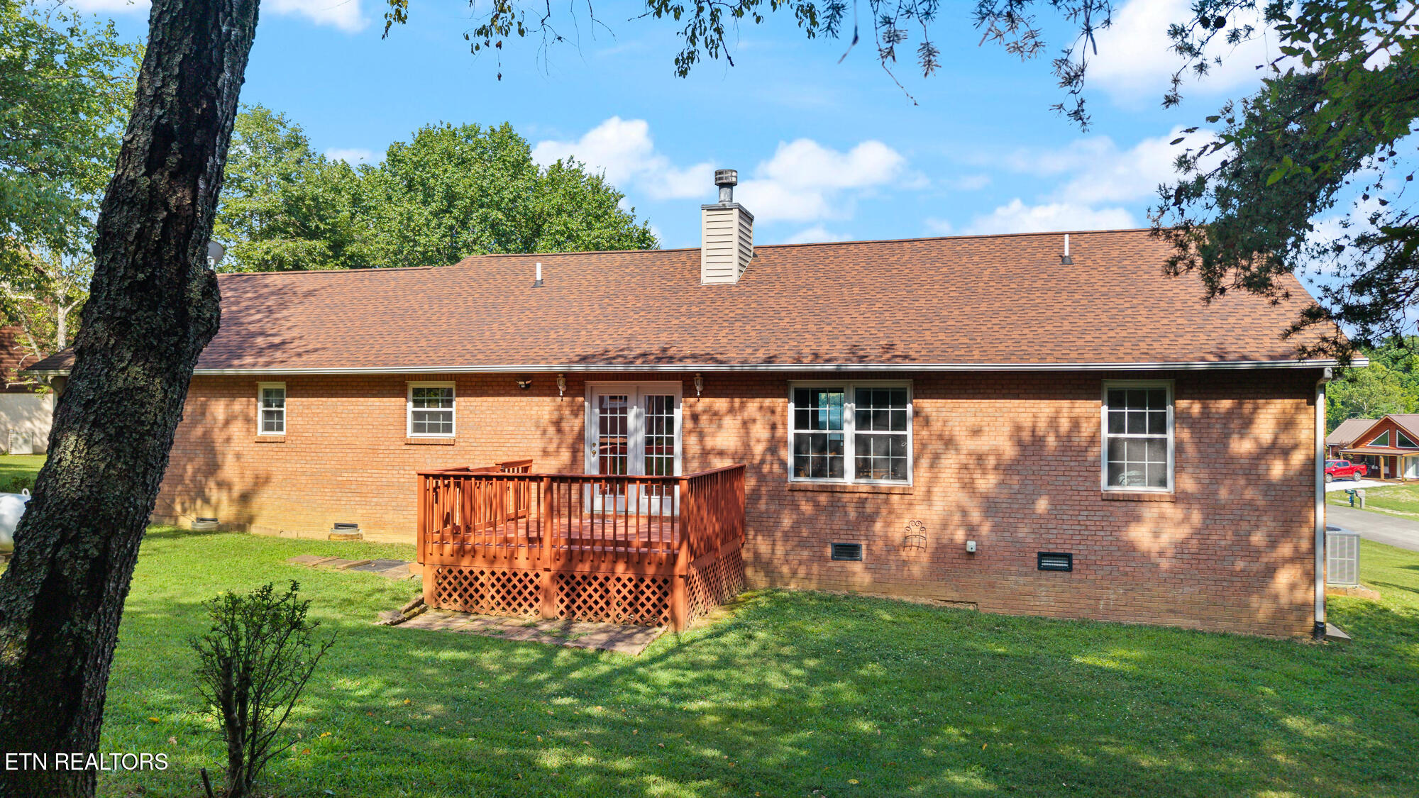 171 Cherokee Circle Ten Mile, TN 37880 - Photo 34 of 45 171 Cherokee Cir-33