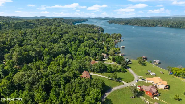 $449,900 | 171 Cherokee Circle, Ten Mile, TN 37880