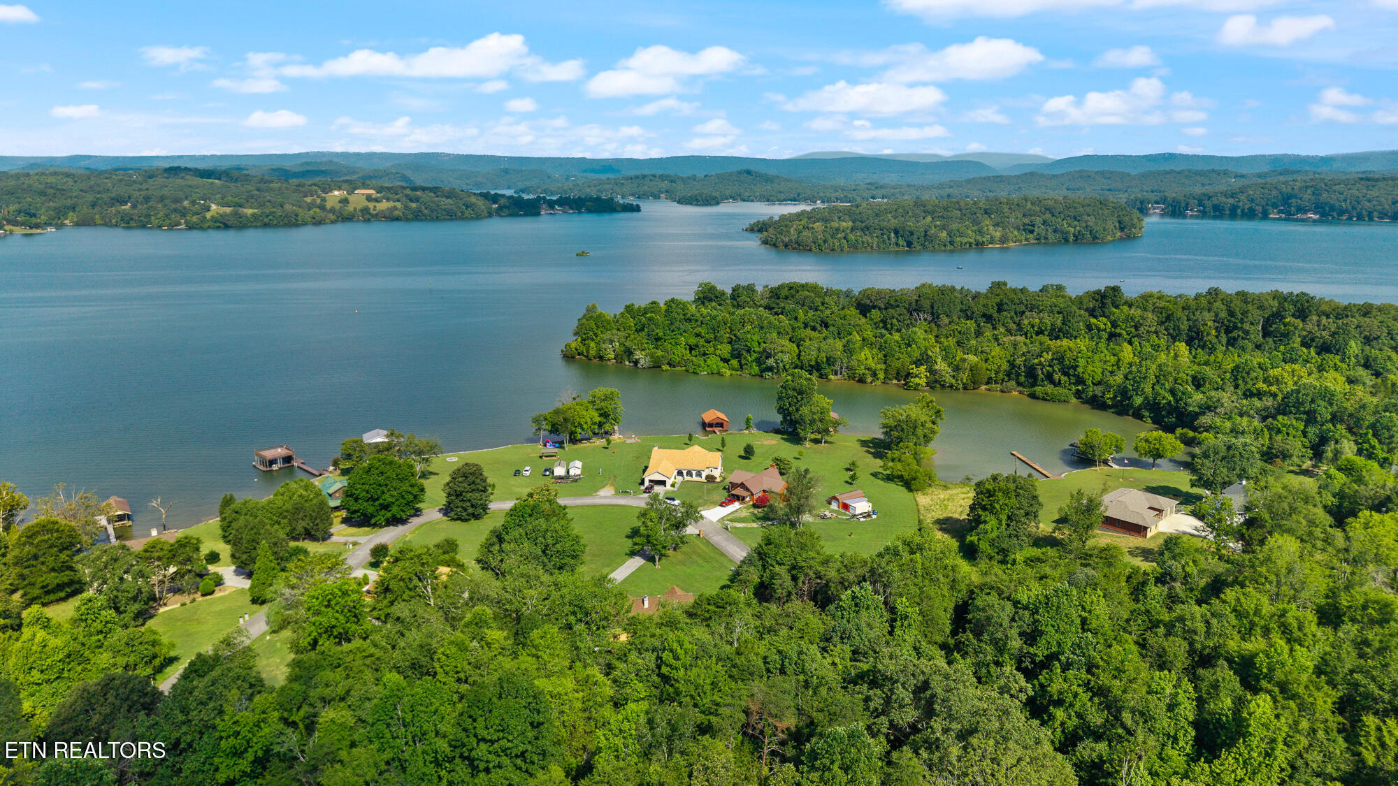 171 Cherokee Circle Ten Mile, TN 37880 - Photo 38 of 45 171 Cherokee Cir-39