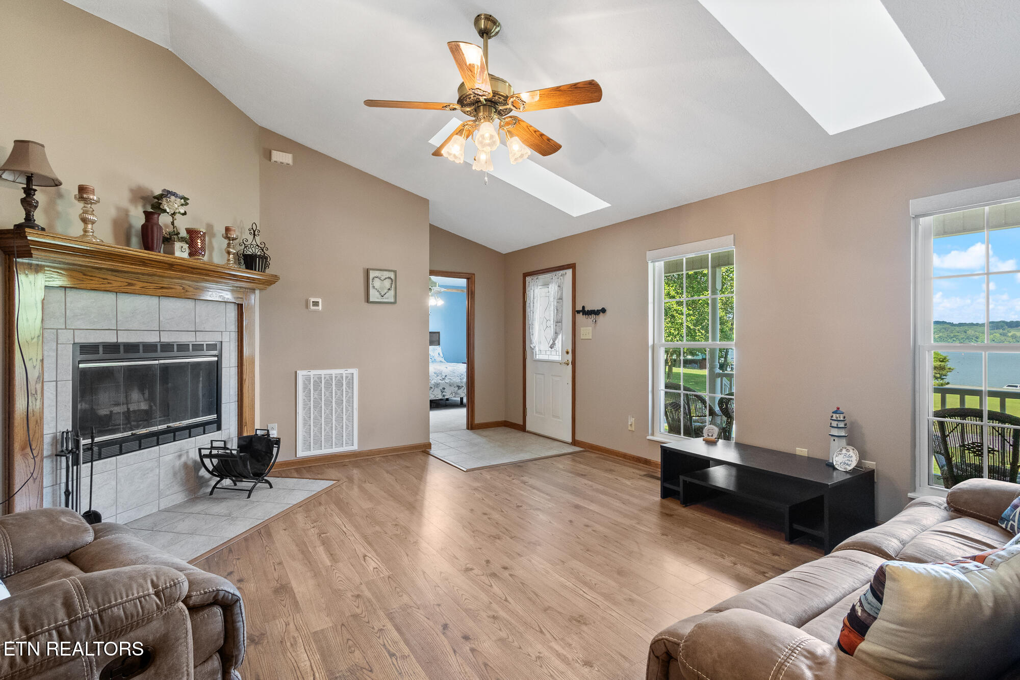 171 Cherokee Circle Ten Mile, TN 37880 - Photo 4 of 45 171 Cherokee Cir-2