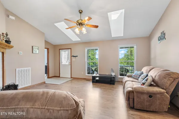 $449,900 | 171 Cherokee Circle, Ten Mile, TN 37880