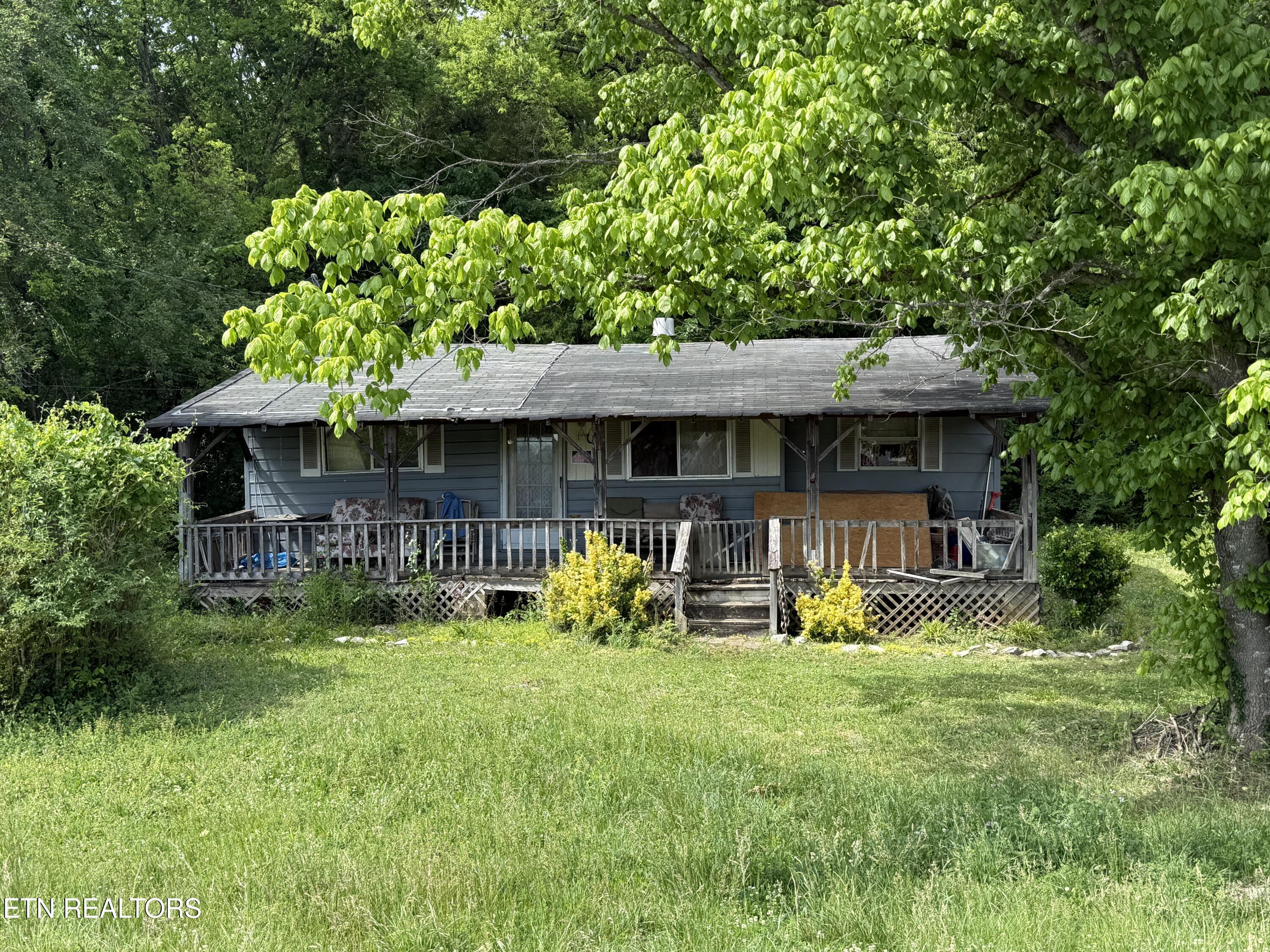 9533 Dutchtown Road Knoxville, TN 37923 - Photo 2 of 2 IMG_7563