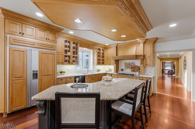 $2,095,000 | 45 Butternut Lane, Bernards, NJ 07920