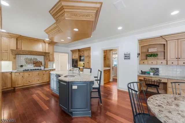 $2,095,000 | 45 Butternut Lane, Bernards, NJ 07920