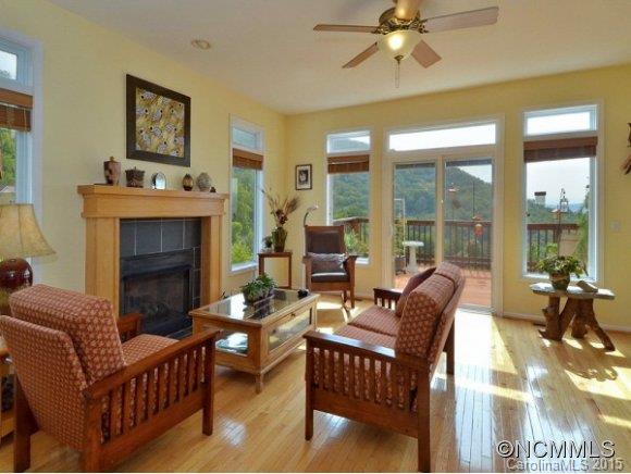 118 Dalya Road Swannanoa, NC 28778 - Photo 4 of 25 Gallery Image 4
