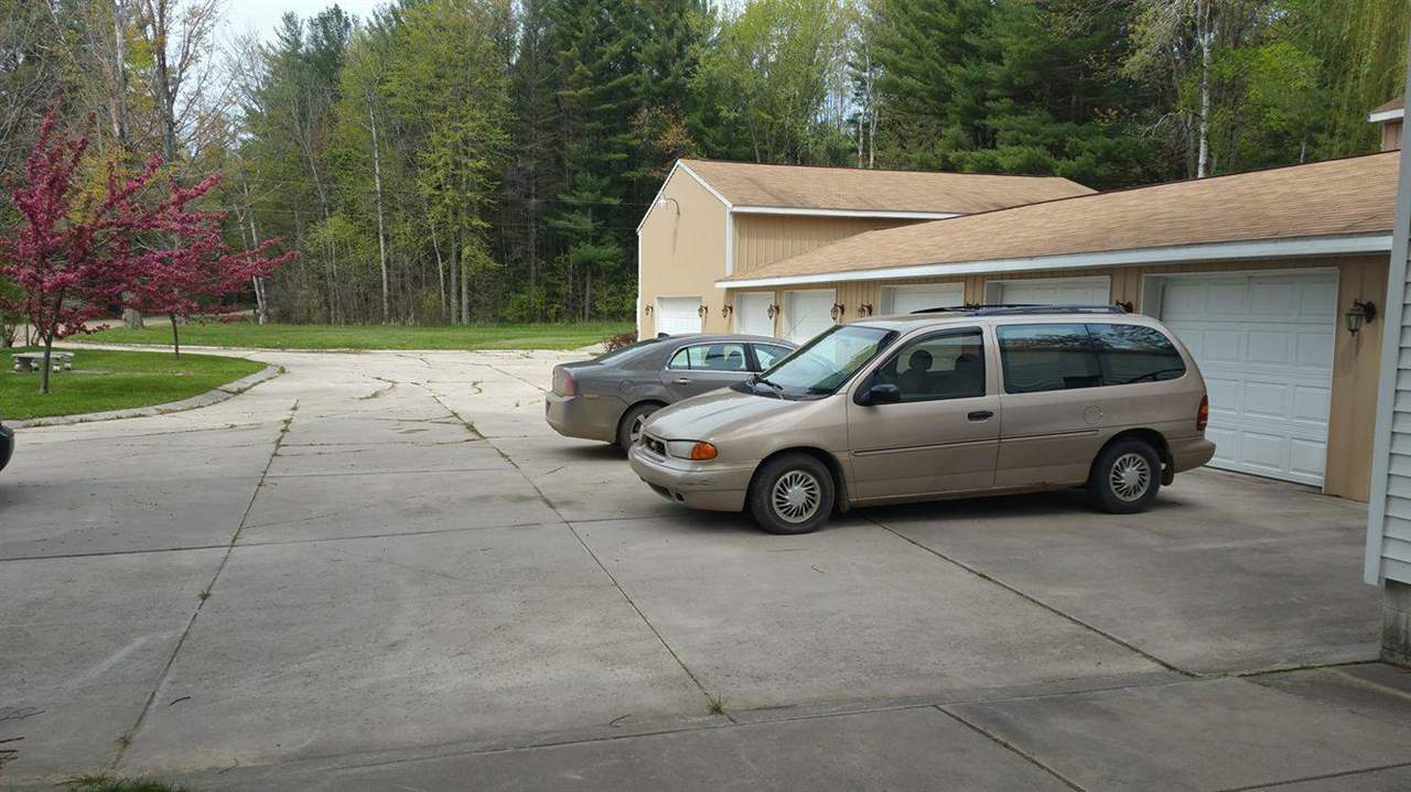 3692 West Stewart Road Shepherd, MI 48883 - Photo 4 of 26 1831856-3.JPG