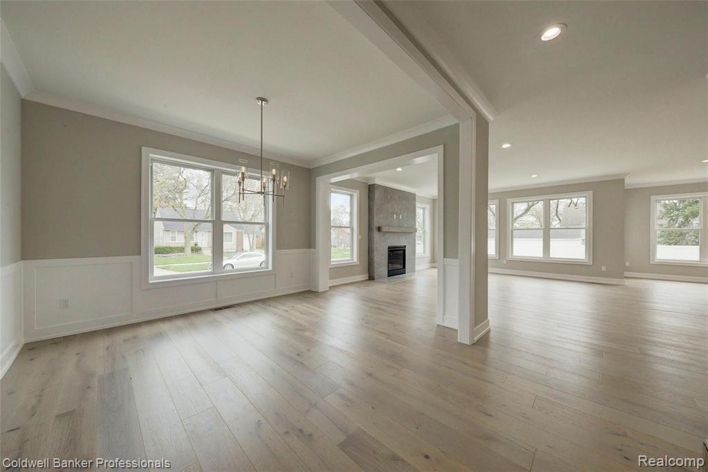 4101 Buckingham Road Royal Oak, MI 48073 - Photo 13 of 82