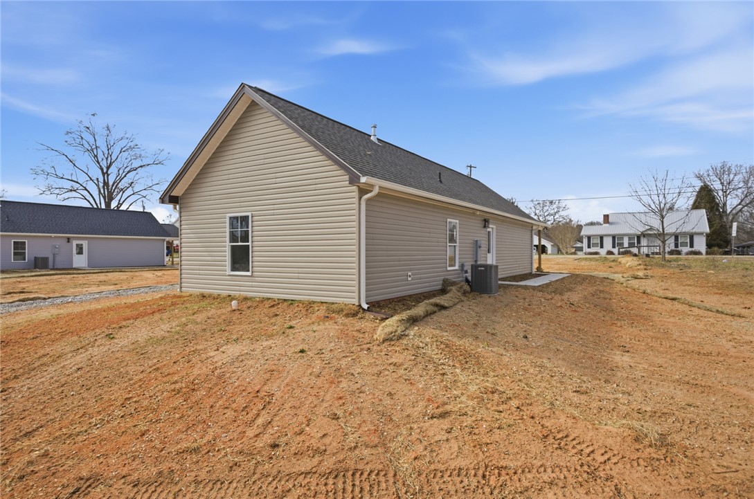 115 Riley Street Westminster, SC 29693 - Photo 28 of 46 This newly constructed home boasts durable vinyl siding and a reliable shingle roof.