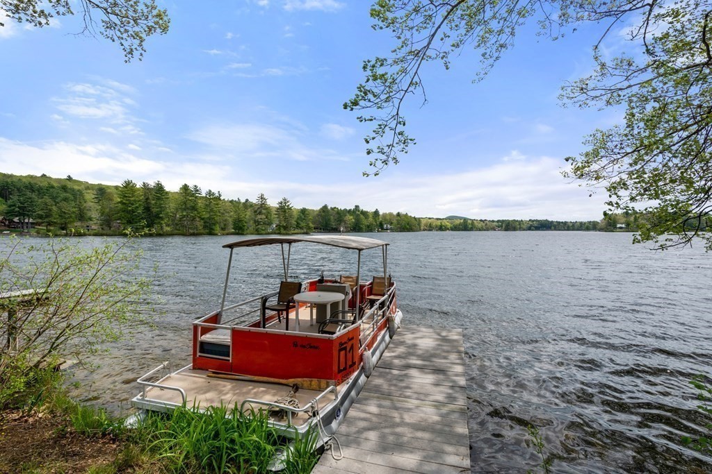 27 Horseshoe Circle Ware, MA 01082 - Photo 5 of 28