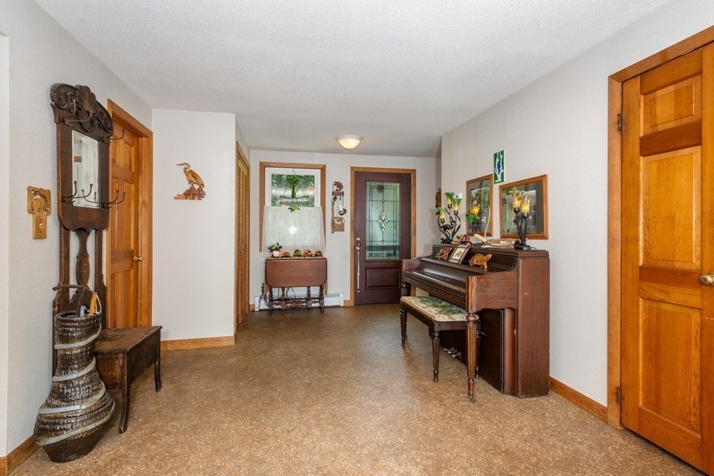 27 Horseshoe Circle Ware, MA 01082 - Photo 9 of 28