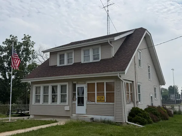 $239,900 | 338 East Racine Street, Jefferson, WI 53549