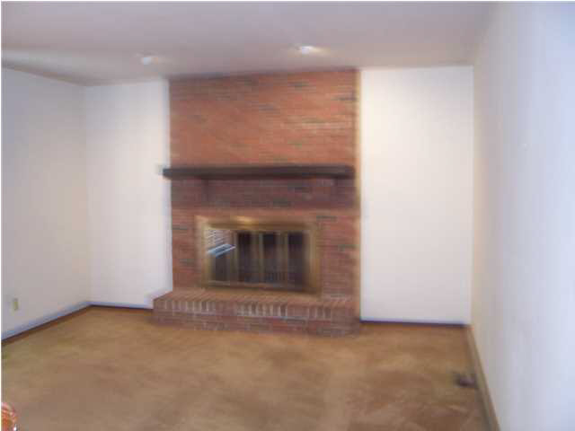 1508 Fuquay Road Evansville, IN 47715 - Photo 3 of 12 Gallery Image 3
