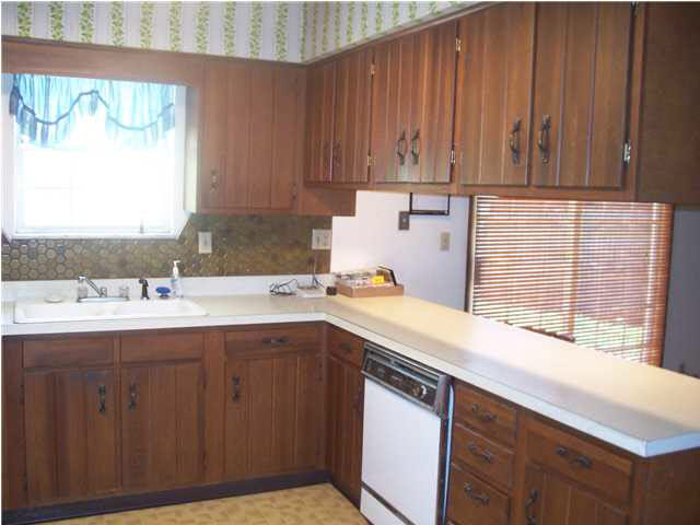 1508 Fuquay Road Evansville, IN 47715 - Photo 7 of 12 Gallery Image 7