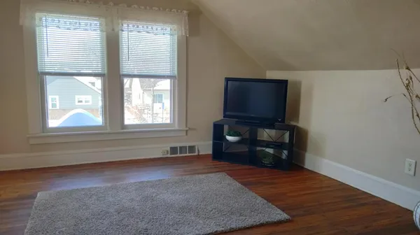 $319,900 | 2511 Washington Street Northeast, Minneapolis, MN 55418