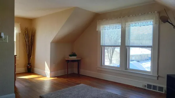 $319,900 | 2511 Washington Street Northeast, Minneapolis, MN 55418