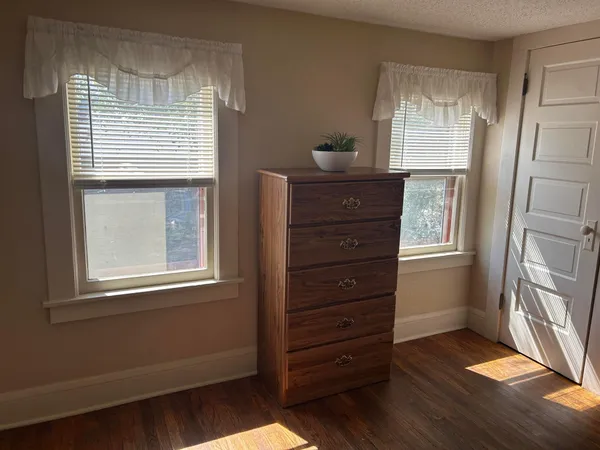 $319,900 | 2511 Washington Street Northeast, Minneapolis, MN 55418