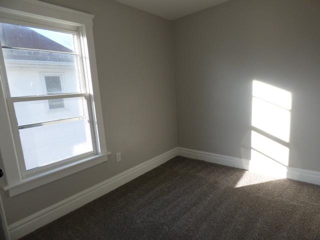 951 Highland Avenue Beloit, WI 53511 - Photo 8 of 22