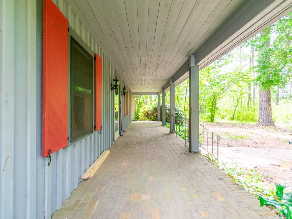 4978 Riverside Road Lancaster, SC 29720 - Photo 5 of 33 Gallery Image 5