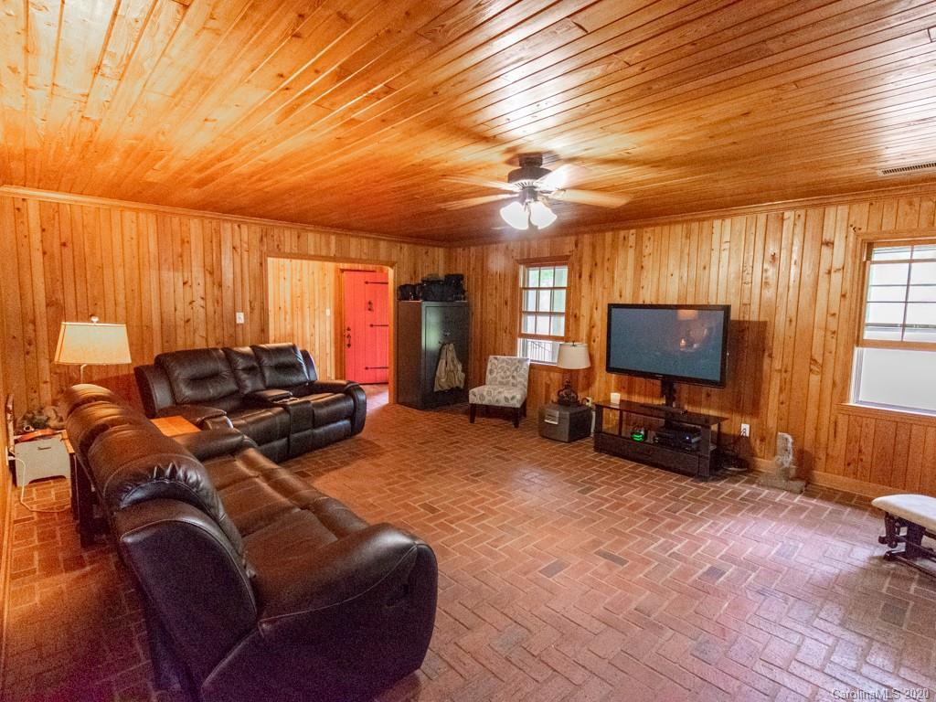 4978 Riverside Road Lancaster, SC 29720 - Photo 10 of 33 Gallery Image 10