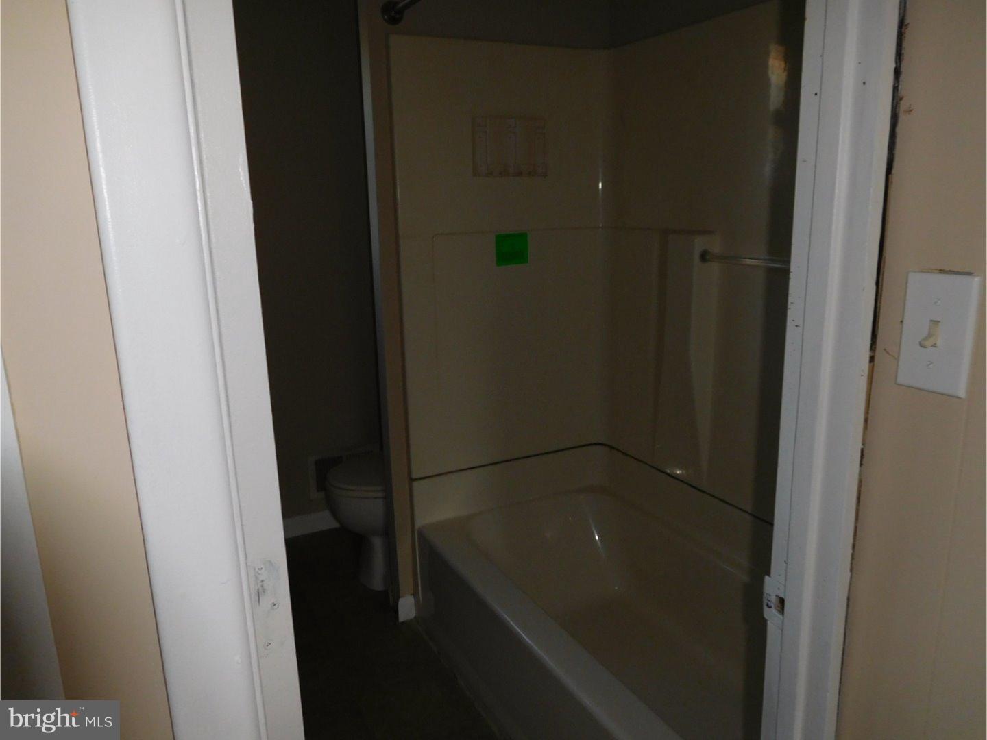 17 Endicott Road Hamilton Square, NJ 08690 - Photo 10 of 13