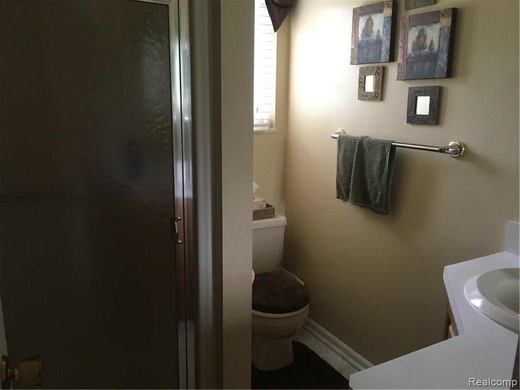 10085 North Webster Road Clio, MI 48420 - Photo 23 of 40 Updated Bath!