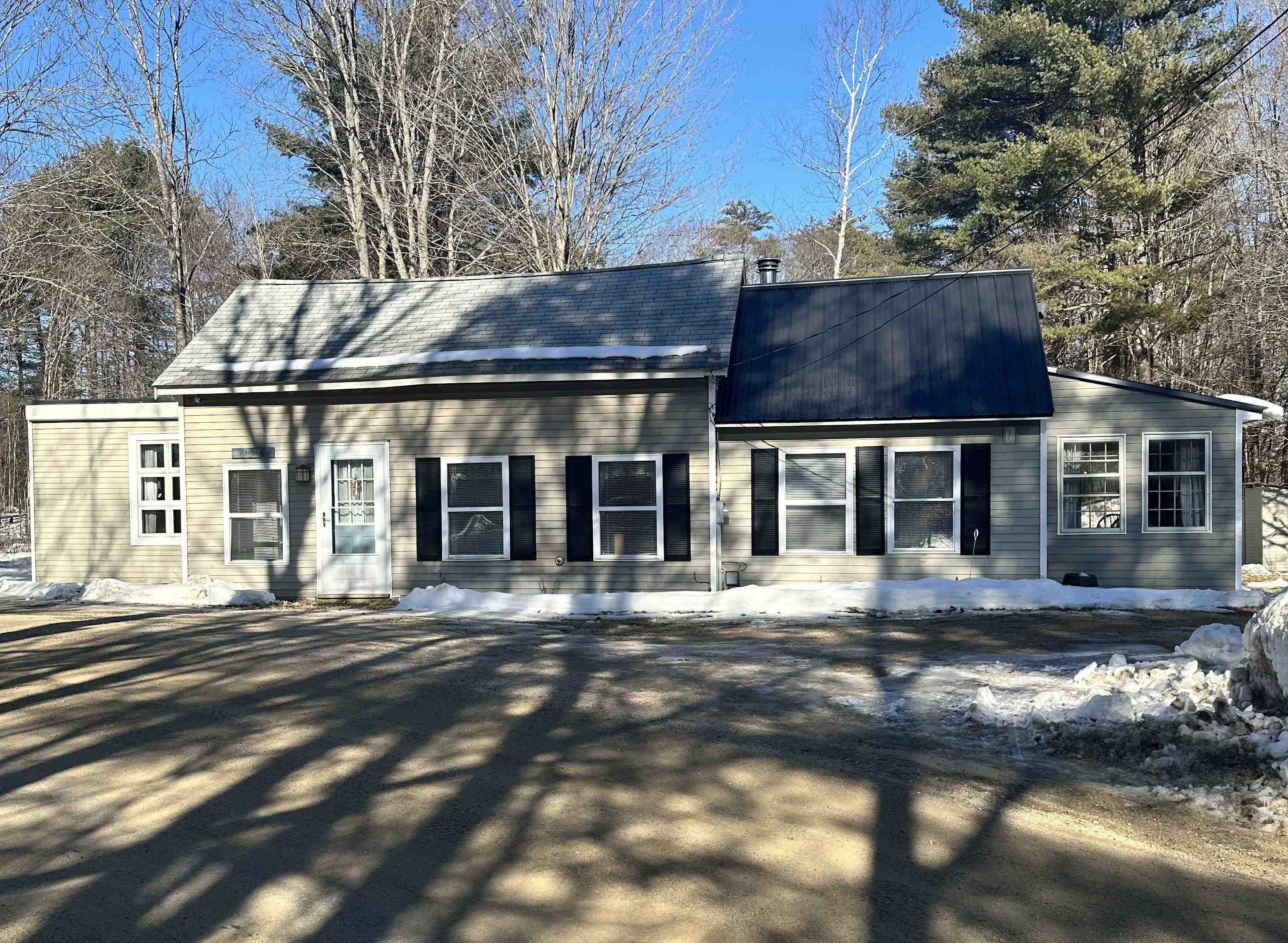 6 Jack Wells Road Danbury, NH 03230 - Photo 1 of 28 Gallery Image 1