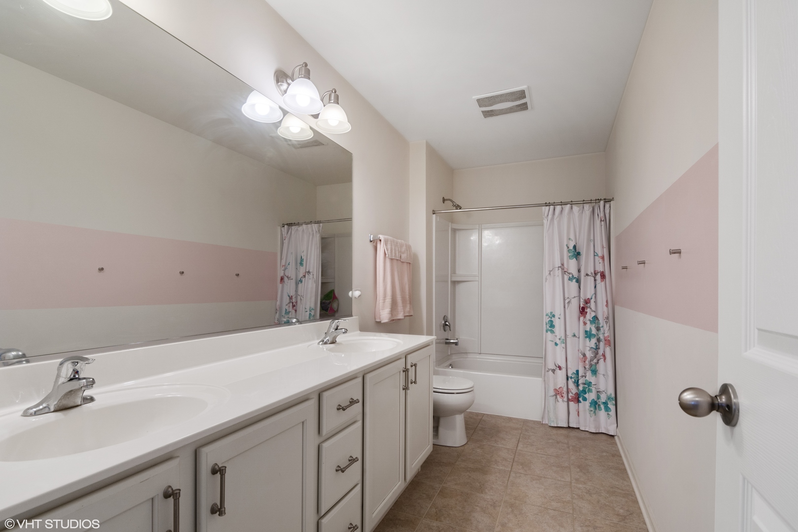 220 Prescott Avenue Elgin, IL 60124 - Photo 17 of 33