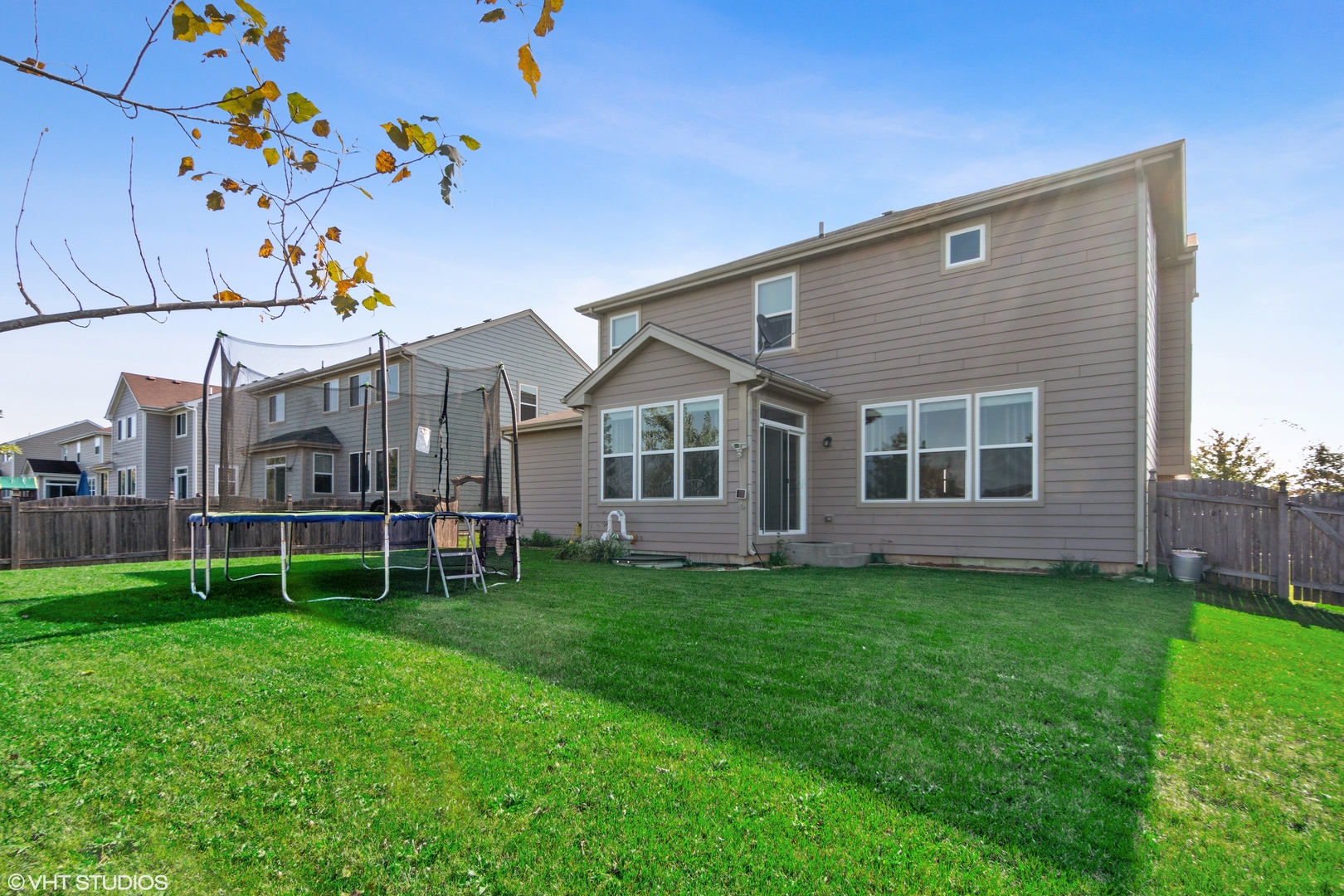 220 Prescott Avenue Elgin, IL 60124 - Photo 29 of 33