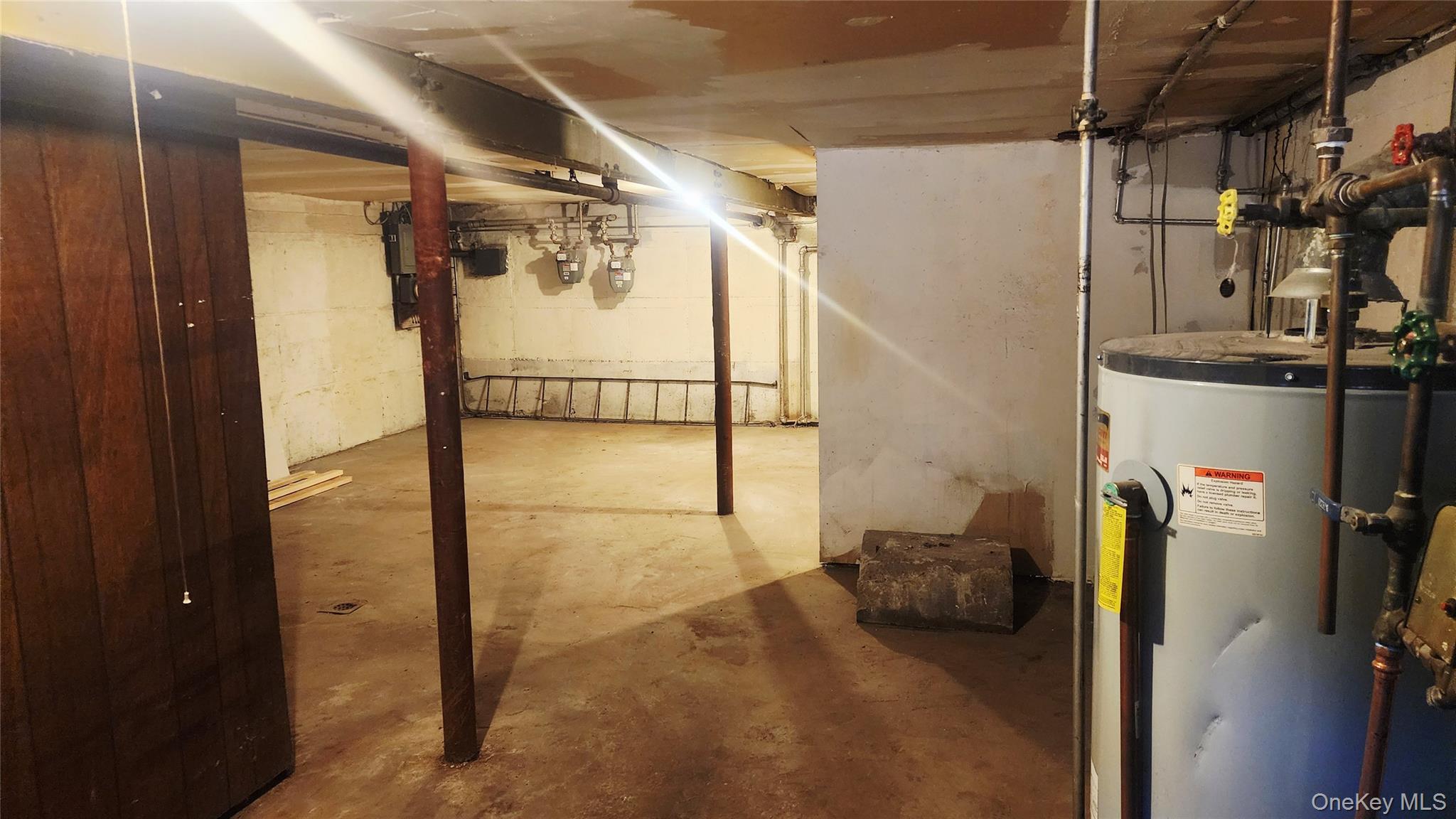 664 Remsen Avenue Brooklyn, NY 11236 - Photo 22 of 40 a bathroom with a shower