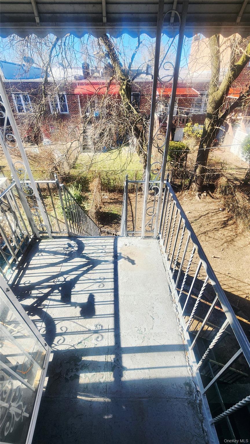 664 Remsen Avenue Brooklyn, NY 11236 - Photo 35 of 40