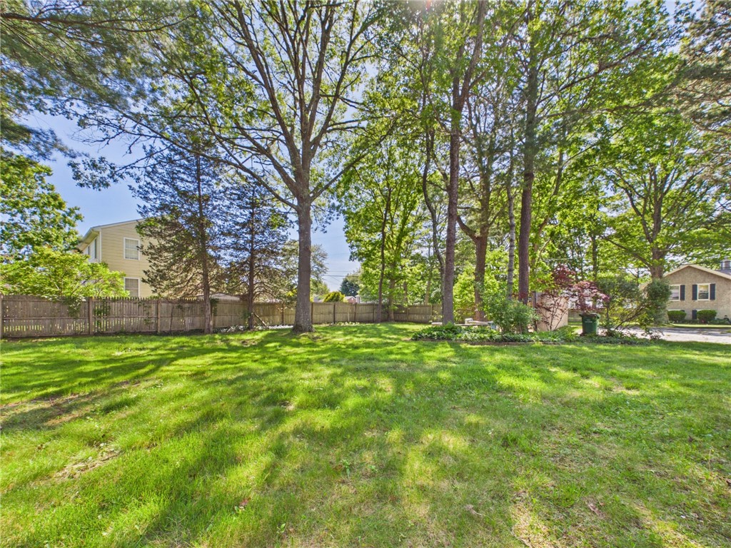 119 Hemlock Road South Kingstown, RI 02879 - Photo 37 of 50 Gallery Image 37