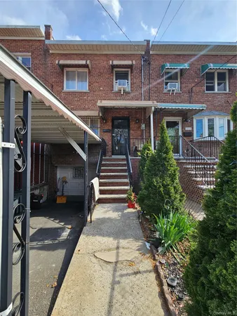 $3,650 | 2082 Pitman Avenue | Wakefield