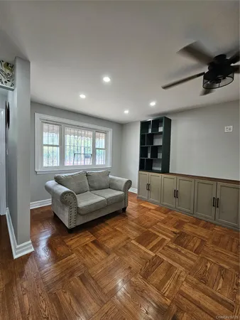 $3,650 | 2082 Pitman Avenue | Wakefield