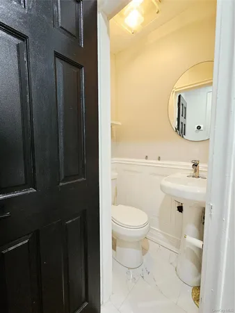 $3,650 | 2082 Pitman Avenue | Wakefield